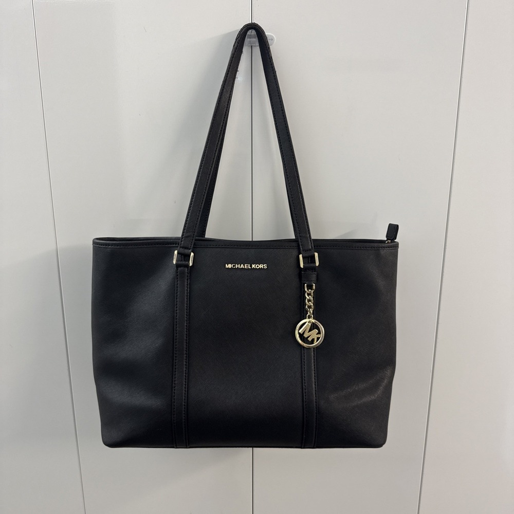 Michael Kors Black Saffiano Leather Medium Shoulder Tote Handbag Gold Hardware